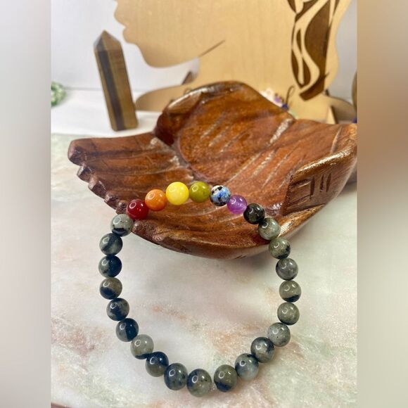 Handmade Gray Labradorite Rainbow Gemstone Bead Unisex Bracelet - Picture 1 of 8